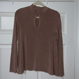 American Eagle shirt with cutout